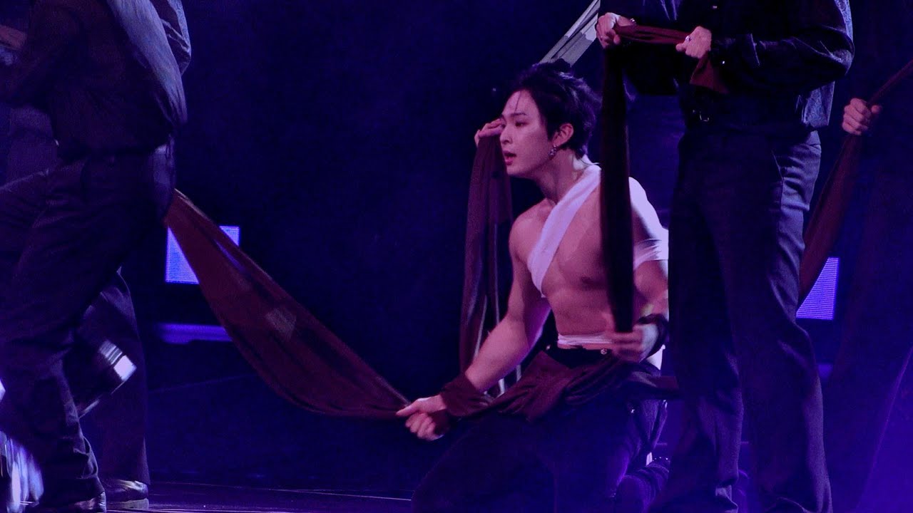 231214 Baila Conmigo——원어스 이도 직캠 (ONEUS LEEDO Fancam)