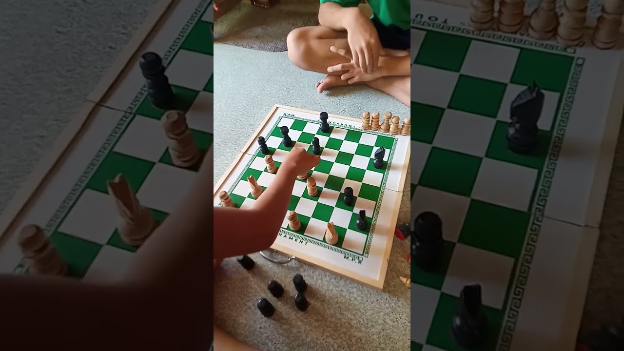 How to Play Dama in ChessBoard