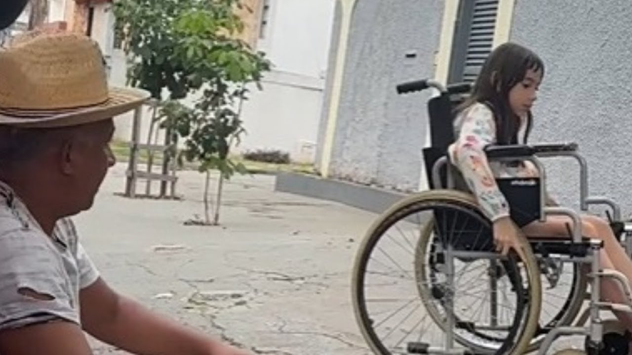 A humildade da neta cadeirante venceu o teste da avó milionaria para ganhar sua herança .......