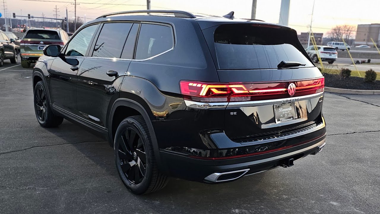 2026 VW Atlas SE w/Technology 360&deg; quick view 