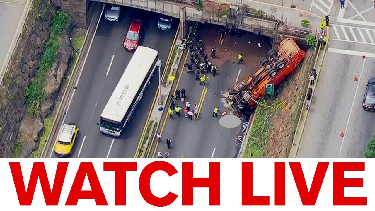 Live update on the trash truck crash outside Lincoln Tunnel