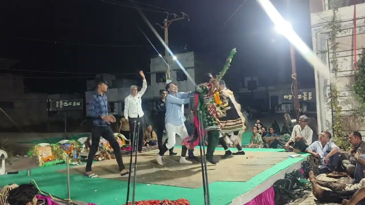 સાંખડાસર ના પીર ની મોજ હો વાલા જય રૂવાપરી સાઉન્ડ ના સથવારે