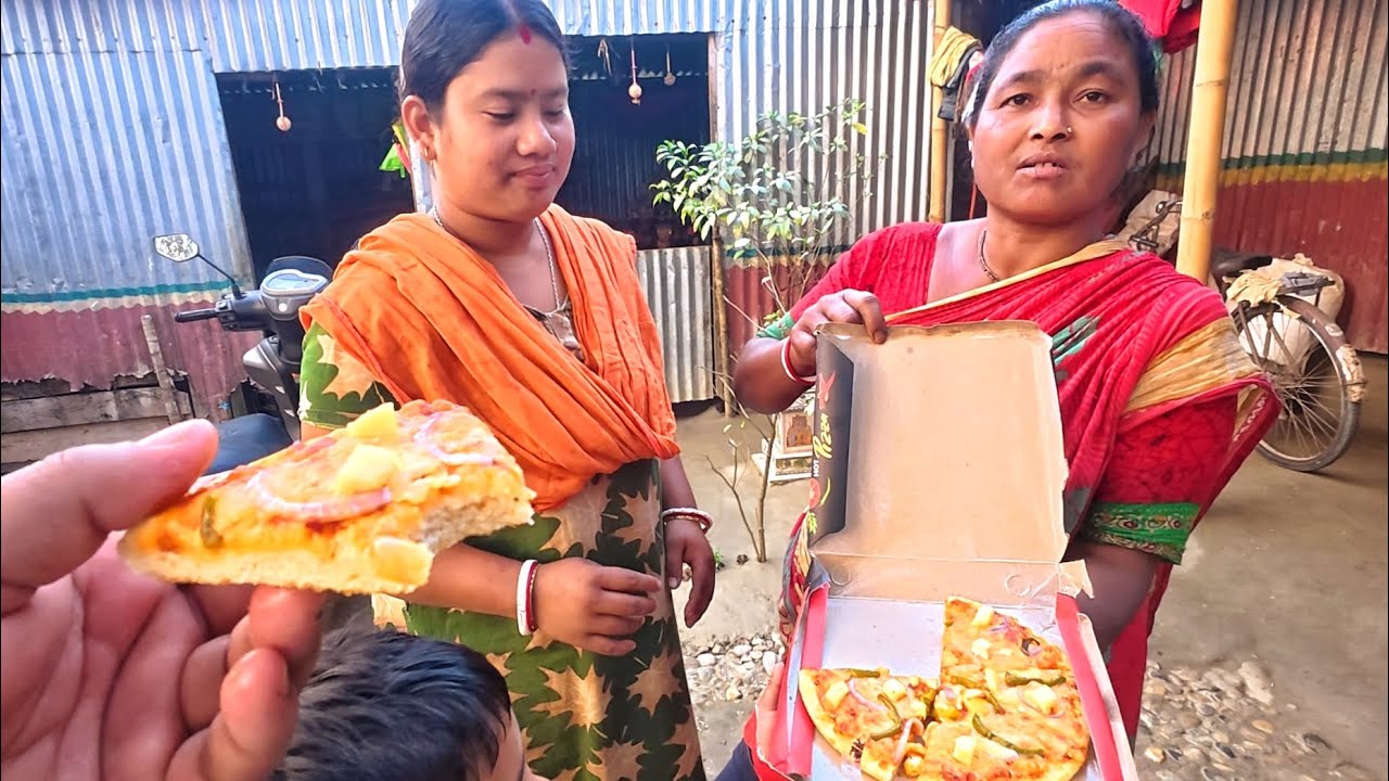 সাবস্ক্রাইবার পাঠালো পিজ্জা 😍 || Goriber Vlogs