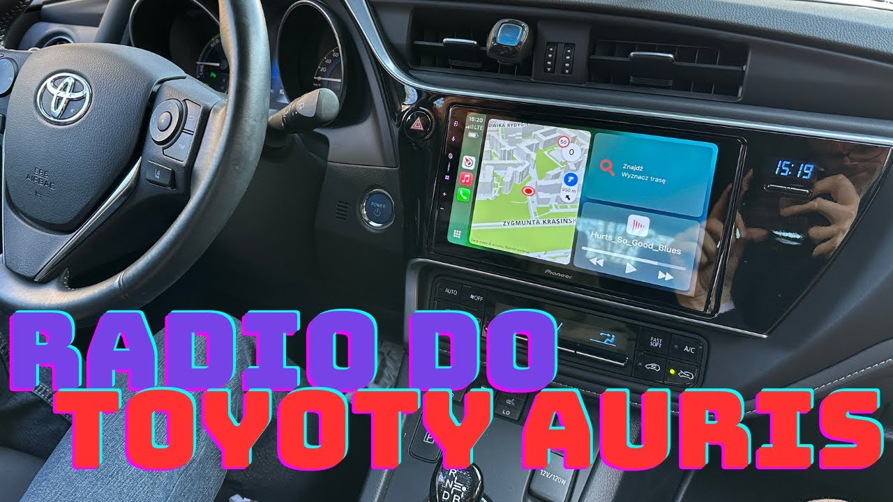 Radio do Toyoty Auris z ekranem 9