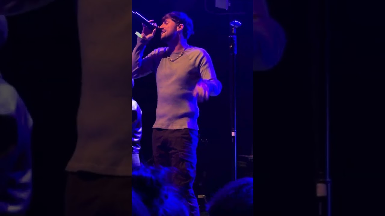Nevertel at Gramercy Theatre with back on me on September 22, 2024.