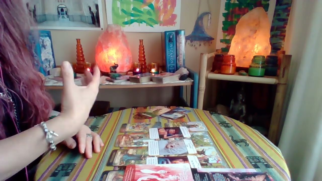TAURO!!🔮Estás decidiendo por ti, por tu vida!! Un coqueteo nace desde la libertad e independencia!!