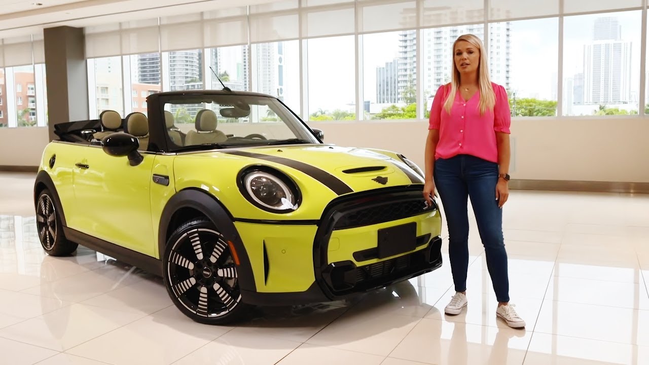 NEW! 2022 MINI Cooper S Convertible in FULL REVIEW | Exterior and interior features!