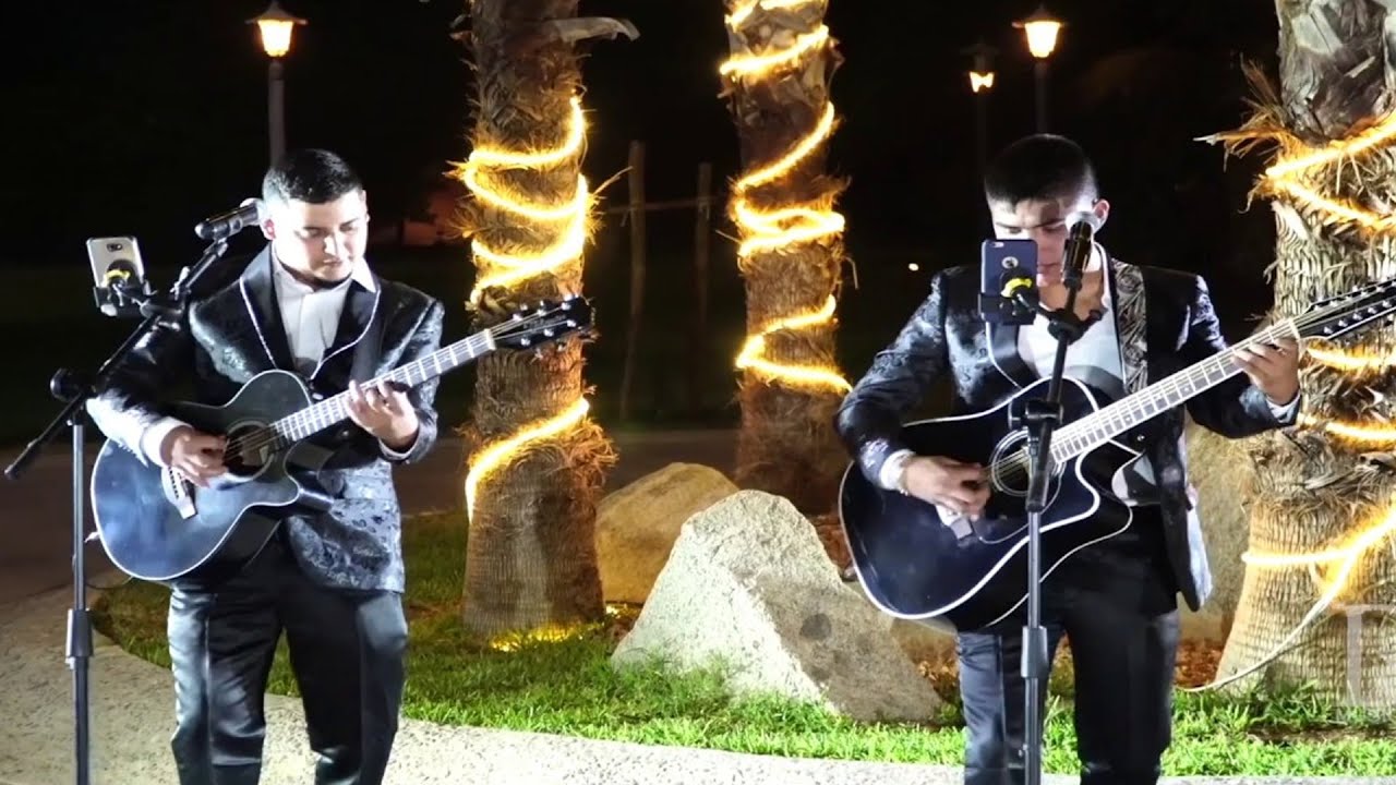 Los Minis De Caborca - El De La Ropa Tactica (Video 2018) 