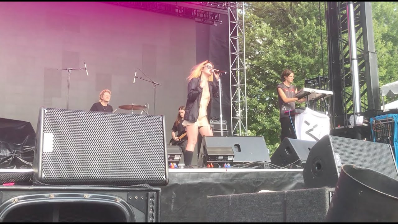 Sky Ferreira Descending *False Takes*  2019 Pitchfork Music Festival Chicago