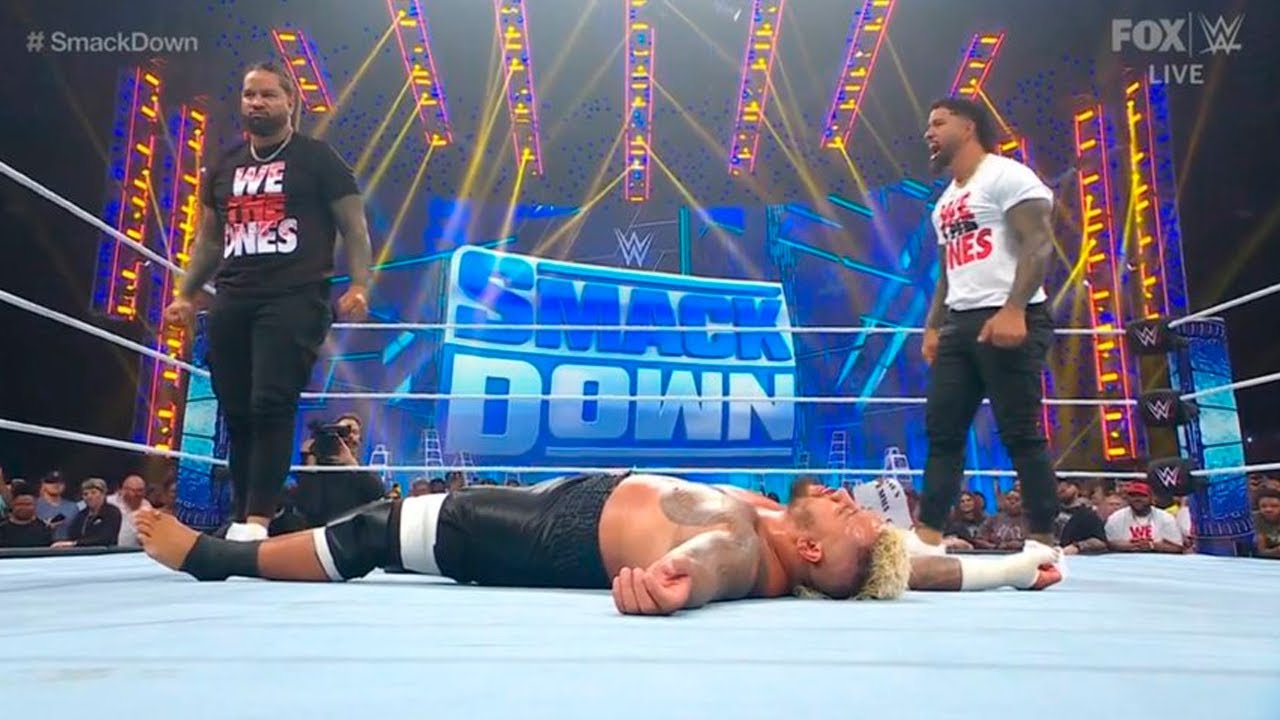 The Usos attacks Solo Sikoa - WWE SmackDown 6/23/2023
