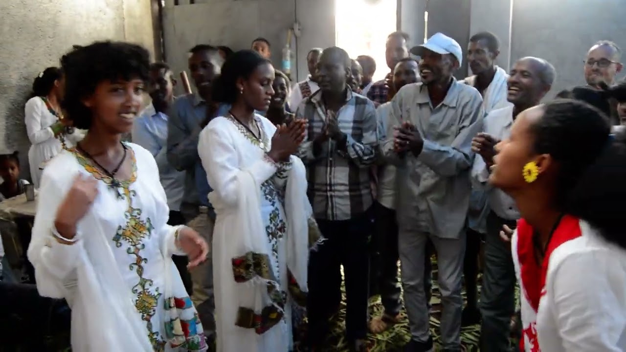 የአማራ ባህላዊ ሰርግ ጭፈራ 10 / Amhara tradition Cultural WEDDING 10 Bahilawi Yeserg Chifera