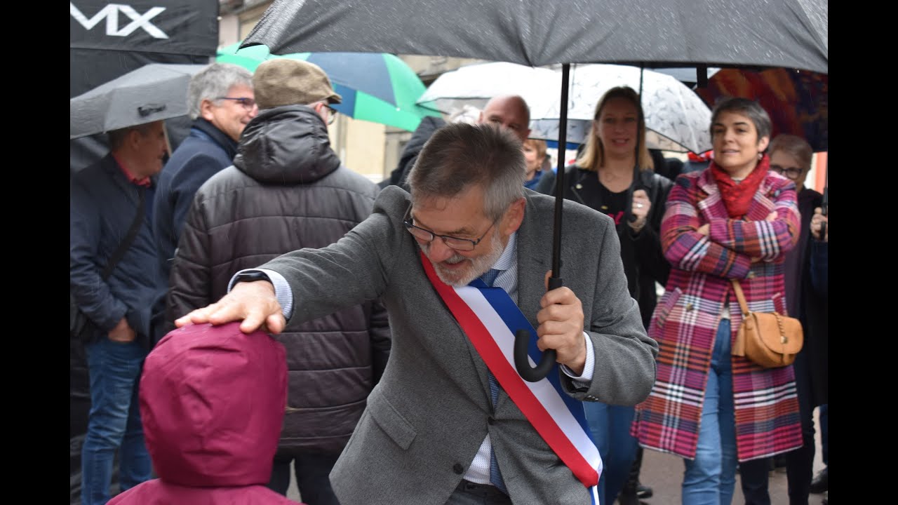 Inauguration de la foire commerciale  Arcis sur Aube dimanche 23 avril 2023