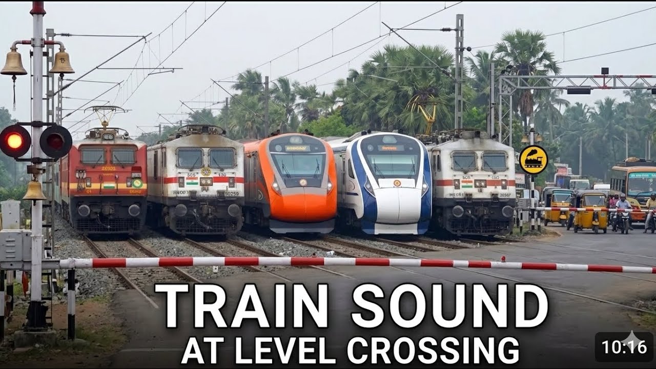 PERFECT RAILGATE CROSSING TRAIN COMPILATION AT RAILWAY GATE || Rail Territorial 