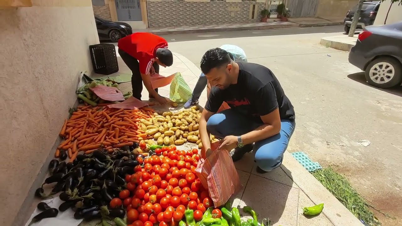 بليلة القدر معاهم تعاونا🥰 واليتم ديالهم قهرنا 😢وبالقفة و💰 فرحناهم🥰