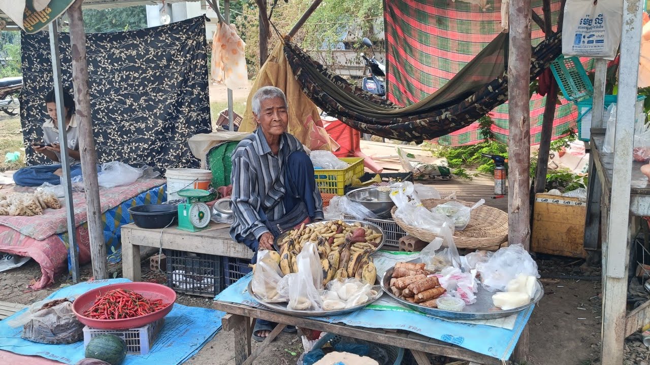 យាយលក់ដំឡូងស្ងោរ អ្នកផ្សារលក់របស់ធម្មជាតិ