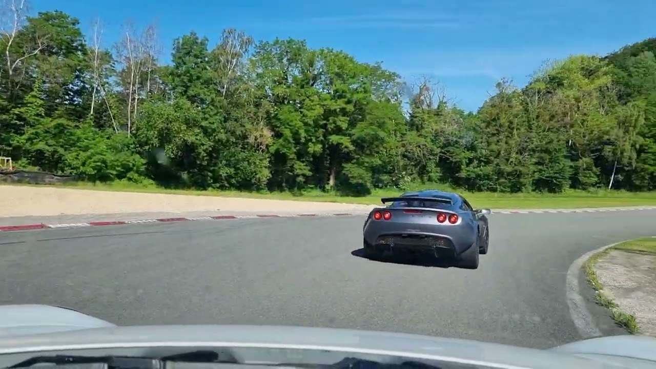Découverte du circuit de Folembray en Porsche GT3 avec ReadyOn et Belgians On Track