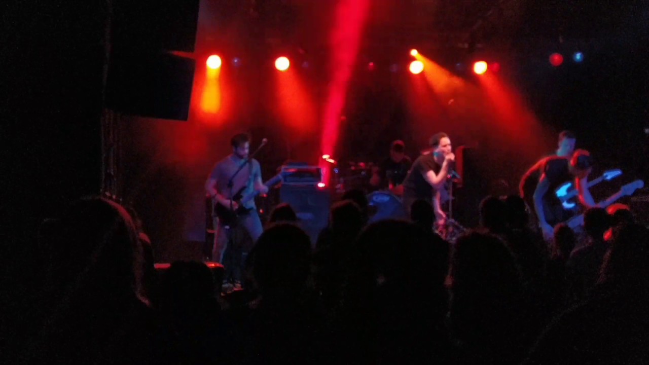 Resist The Ocean - (Intro) Fading Horizons + Semper Fi live ( 12.04.2017, Hirsch Nuremberg )