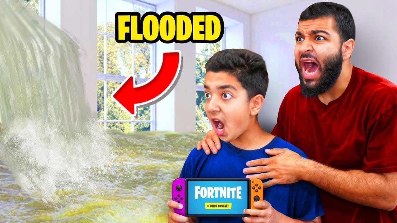 Наш дом ЗАТОПИЛО, пока мы играли в Fortnite...