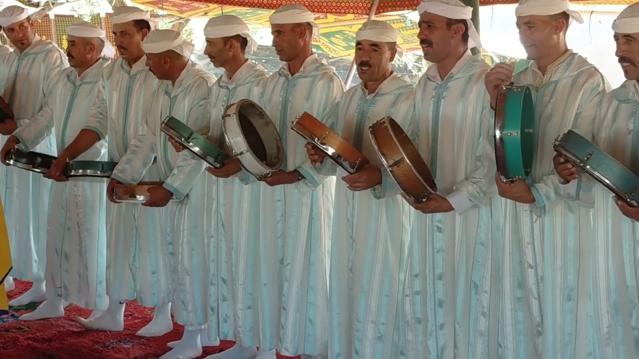 مجموعة بويوسف عمار أيت حرز الله  أجواء حفل زفاف عند حسن حميدي بأعمود أيت عياش عين الشكاك