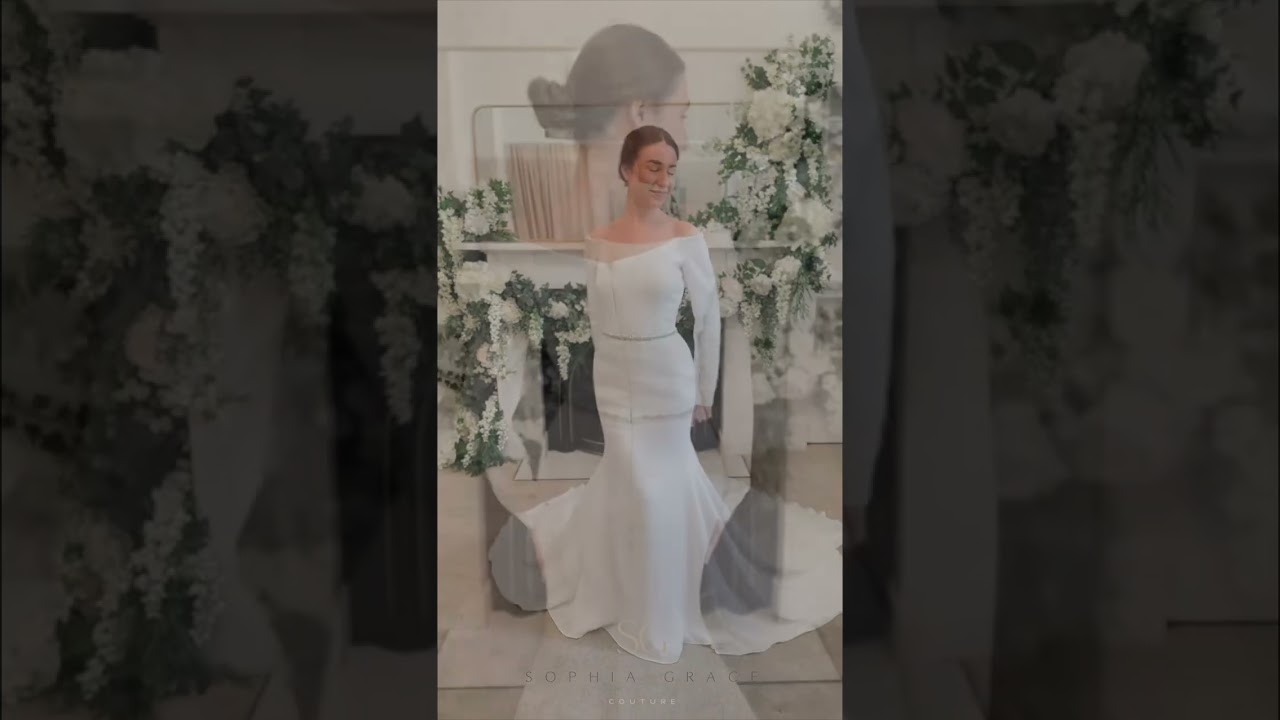 Paloma Blanca 4910 - Sample Sale