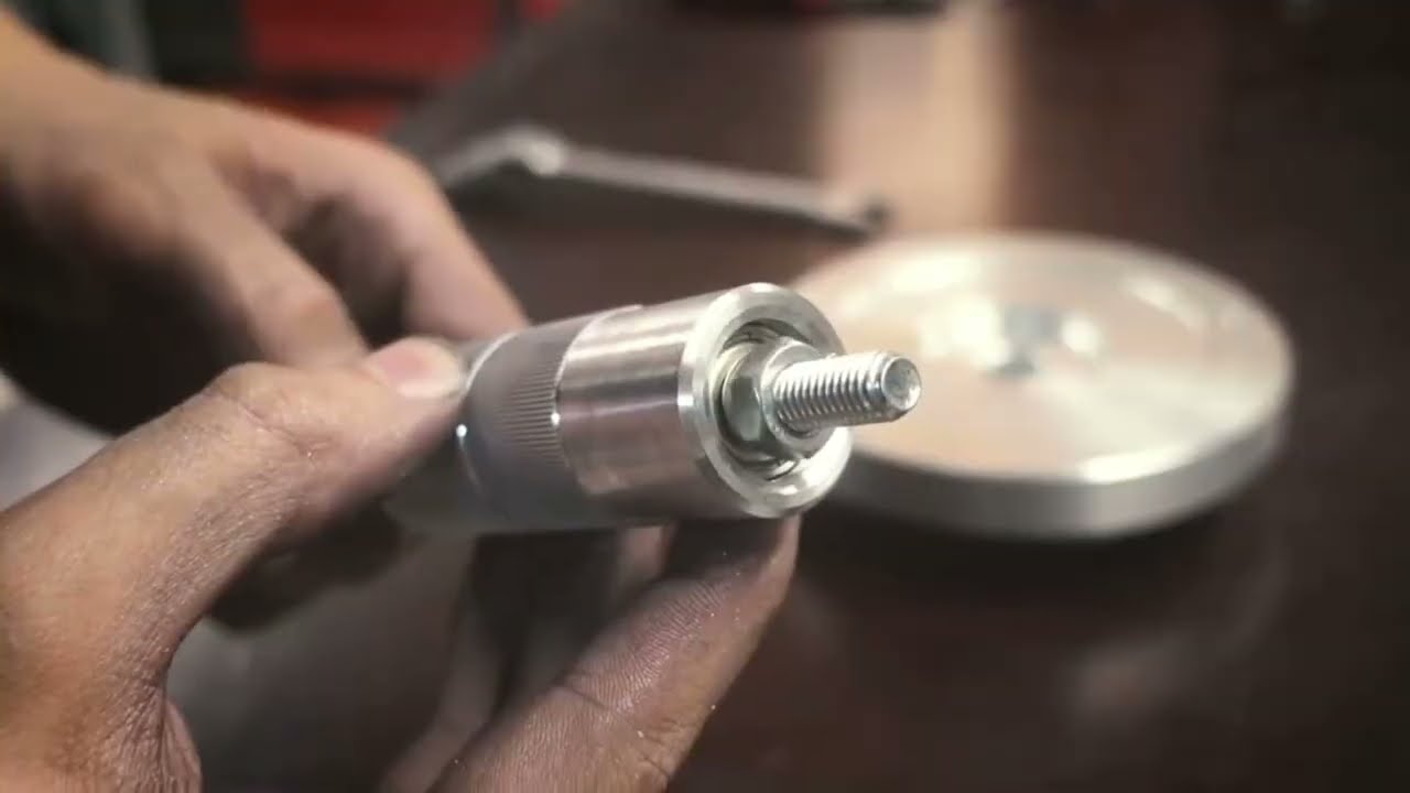 Making a milling machine handwheel