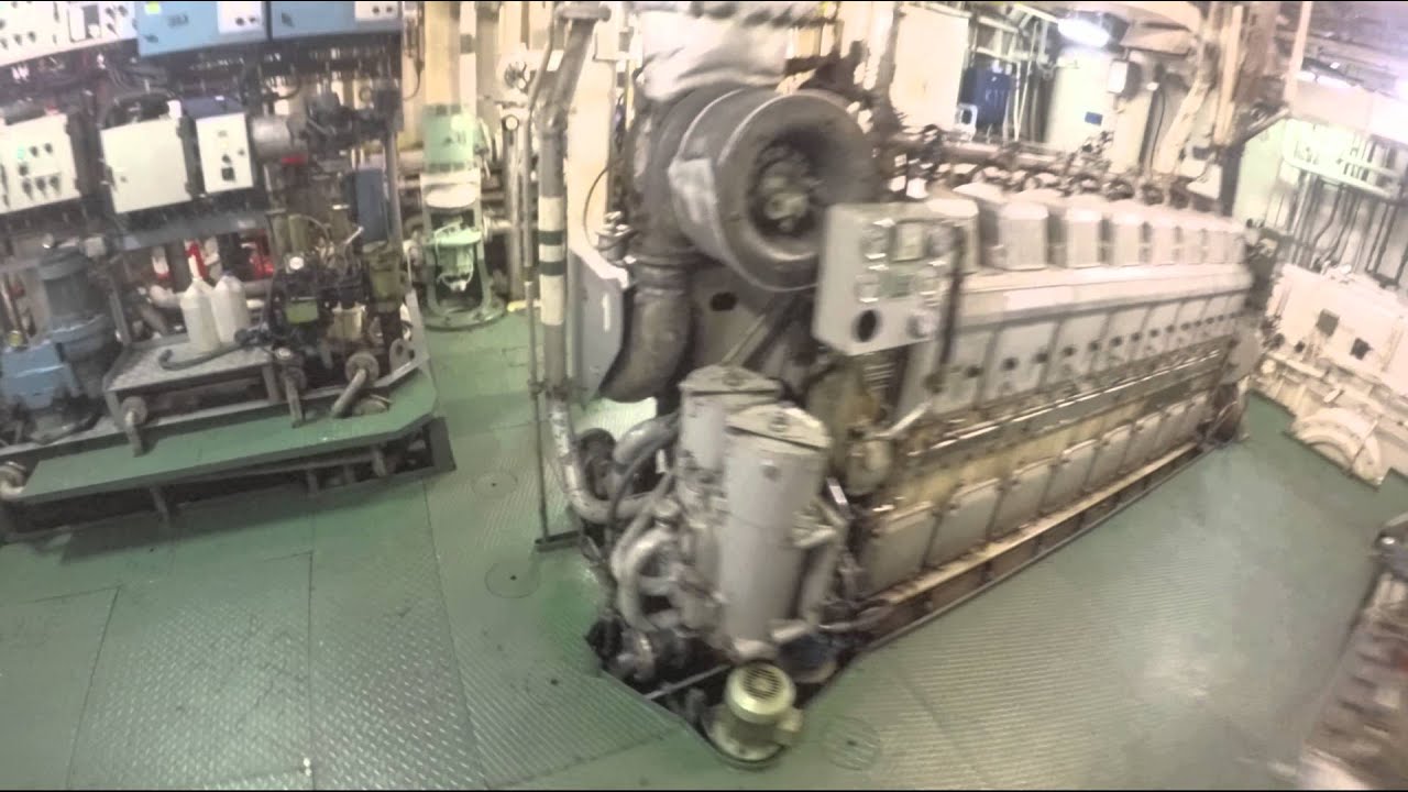 Wärtsilä main engine starting - Medmar Giulia (St. Ola)