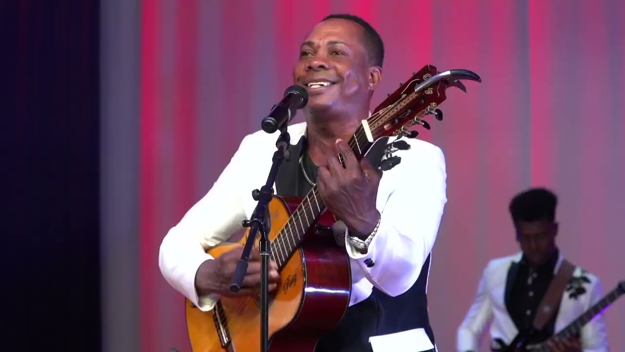 Rifare mi corazon - Poder Negro (en vivo) desde el escenario de SARIME