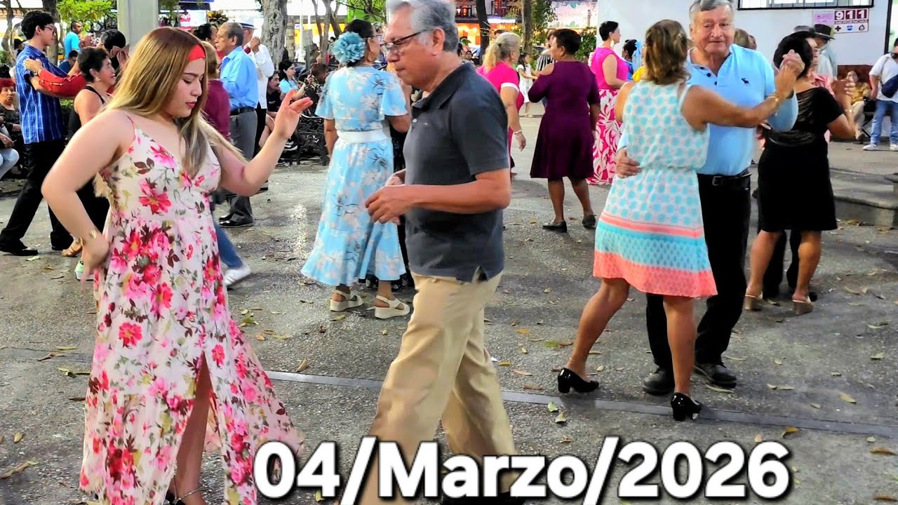 El danzón más elegante del Parque de la Marimba 🕺💃