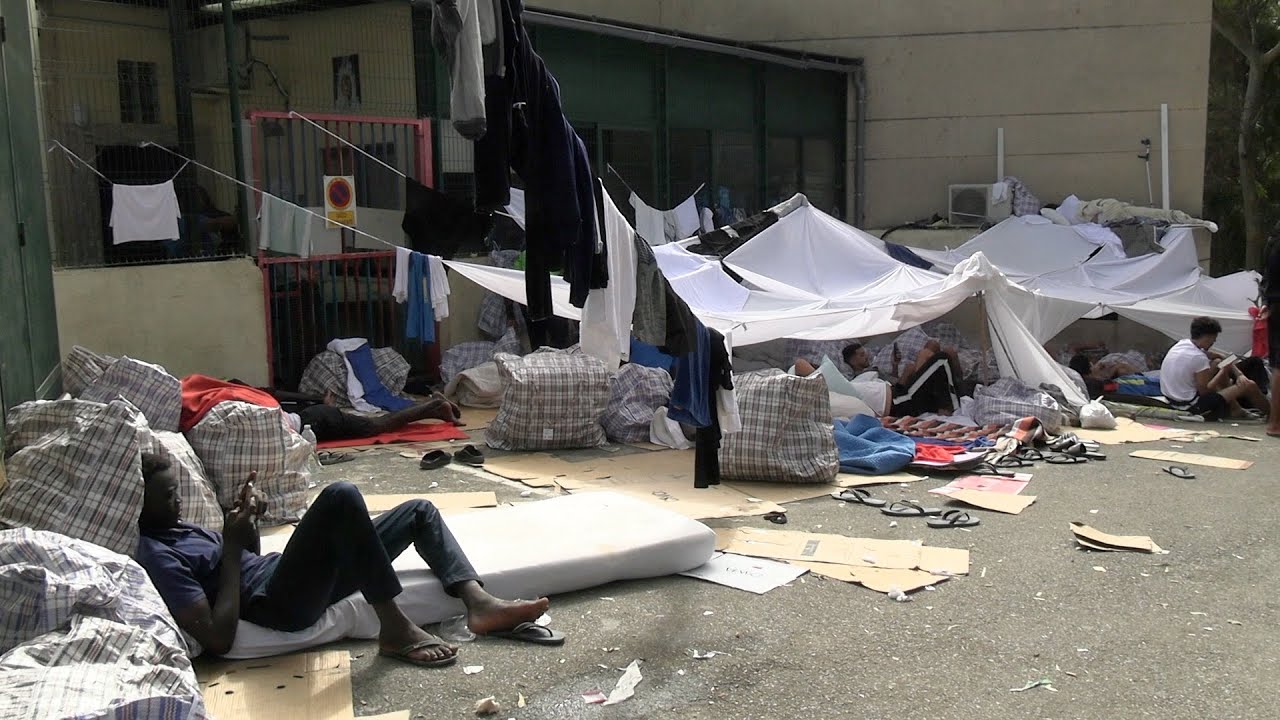 El CETI número 2: el poblado de inmigrantes que crece a sus puertas