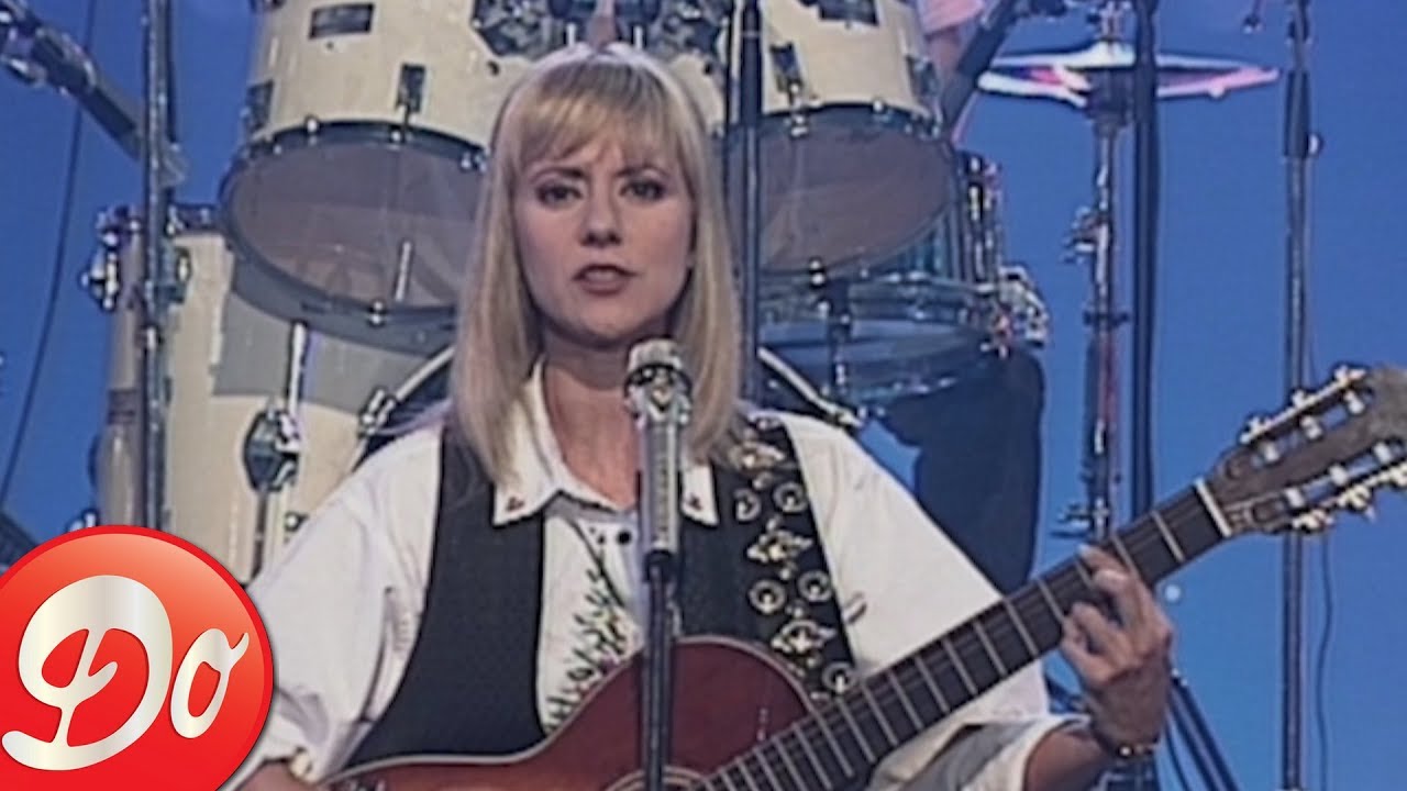 Dorothée - Chagrin d'amour (Club Dorothée du 02 janvier 1991)