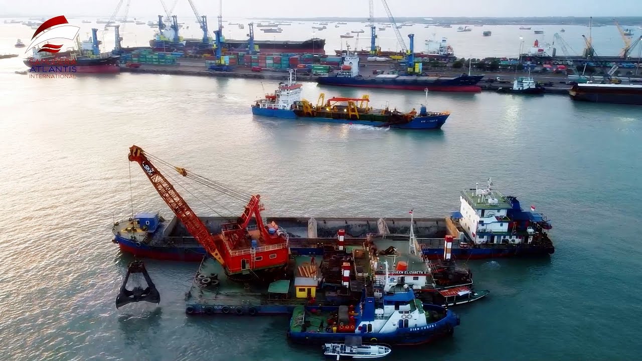 Maintenance Dredging at Tanjung Perak Port