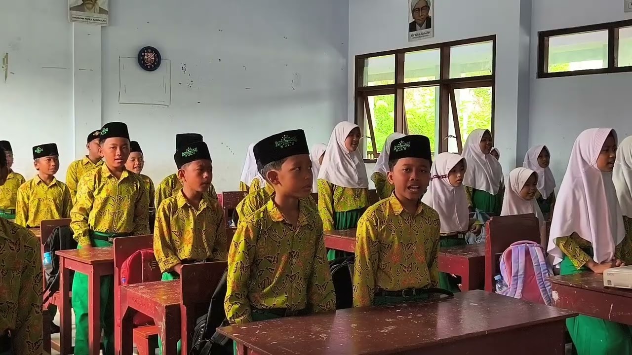 Ukin PPG BACH 4 MI DARUL ULUM I Mapel Al Quran Hadist MOH. NUR ROMADLON, S. Pd.I