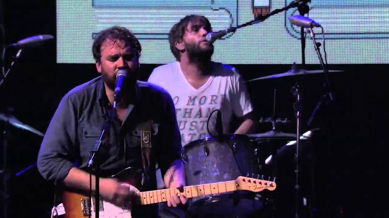 06. Frightened Rabbit - Swim Until You Can't See Land - iTunes Festival 2012