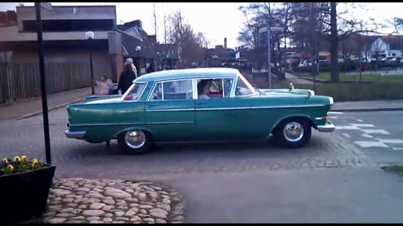 Nybro's Classic car parade.