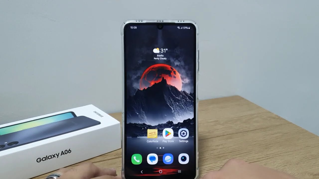 How to activate Google feed on Galaxy A06 home screen