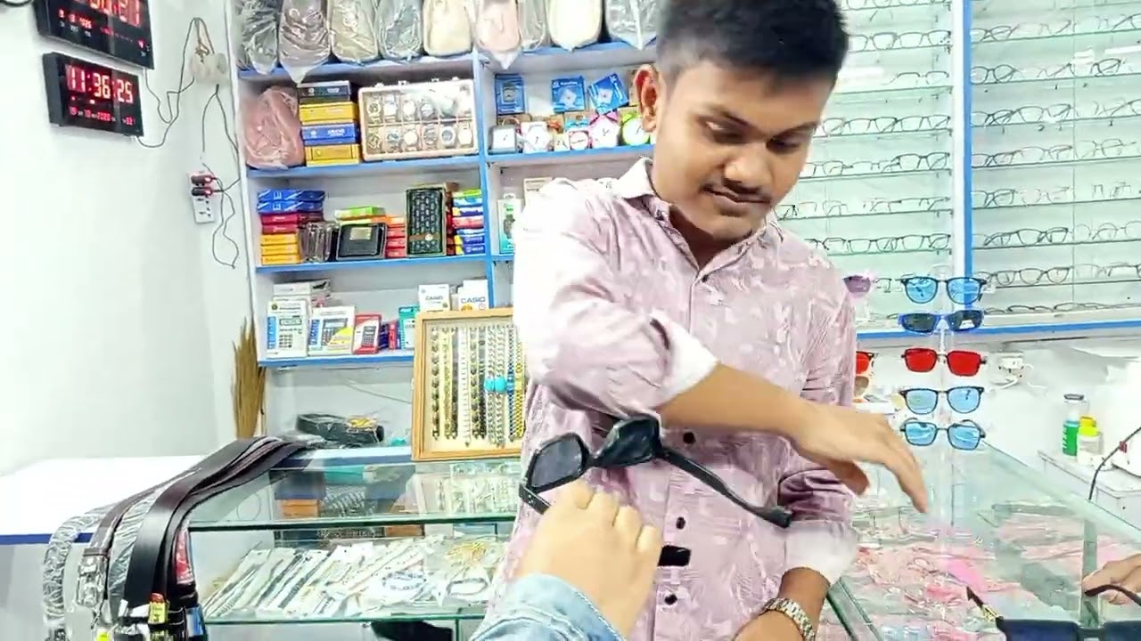 আজকে সবাই কে নিয়ে মারকেটে গেলাম। আর এত গলম য়ে সবার রোজা ধরছে