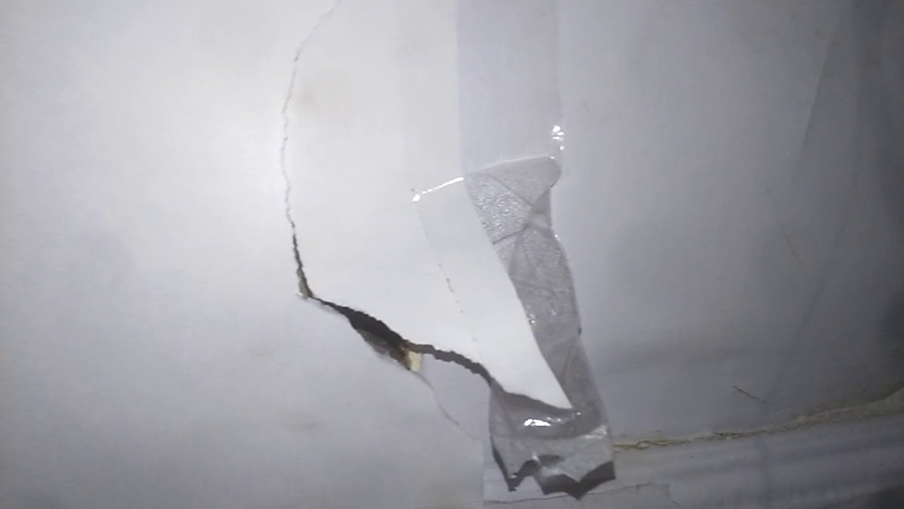 How to Find Cold Air Leaks/Drafts in your home under 5 cents