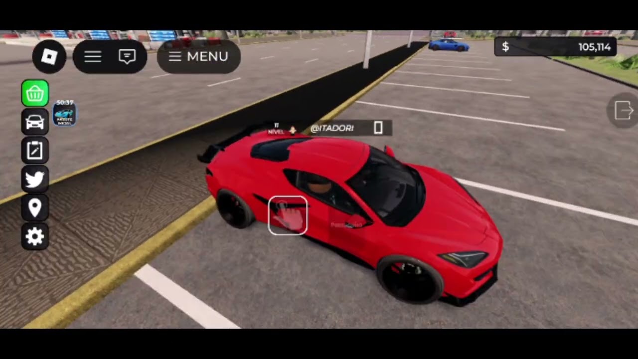 Jogando jogo de carro no roblox.