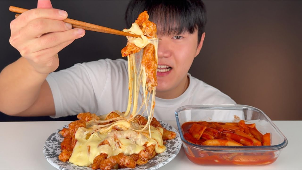 김피탕을 아시나요? 김치피자탕수육 먹방!!#김피탕 #김피탕먹방 #탕수육먹방 #먹방 #mukbang #김치피자탕수육 #떡볶이 #매새떡