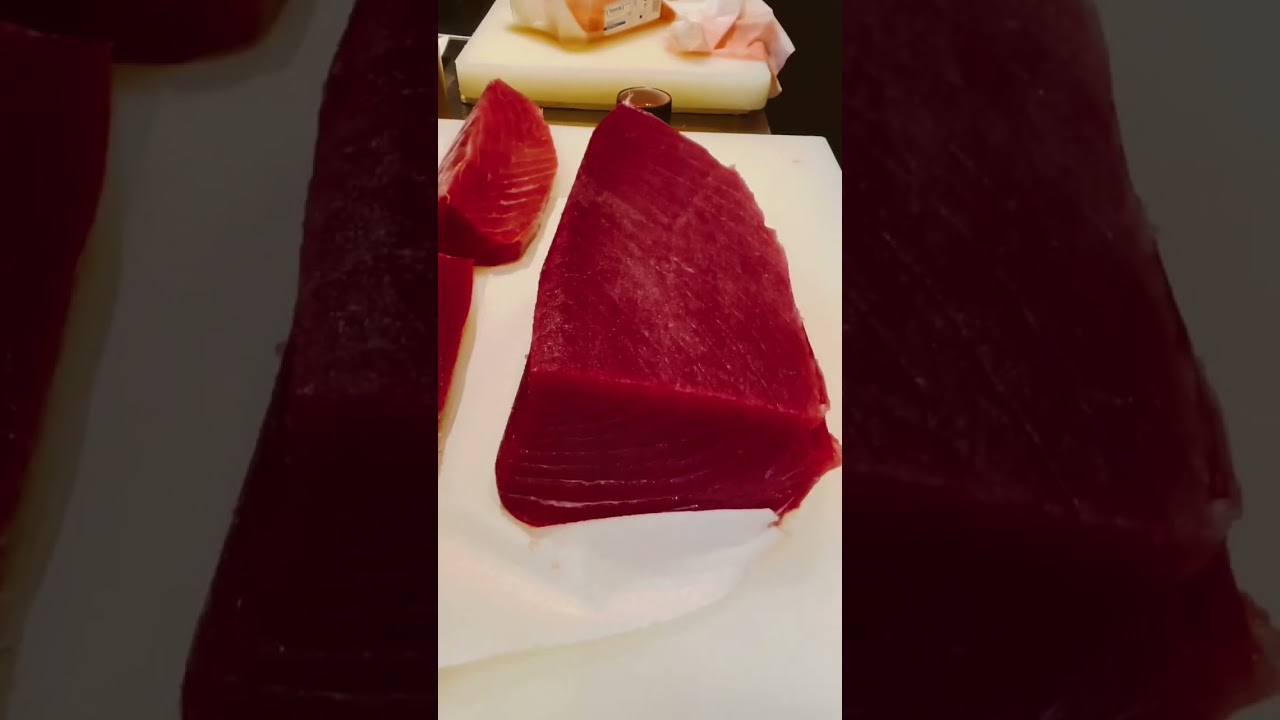 Tonno #fish #cutting #football #nigiri #video #ytshort #tiktok