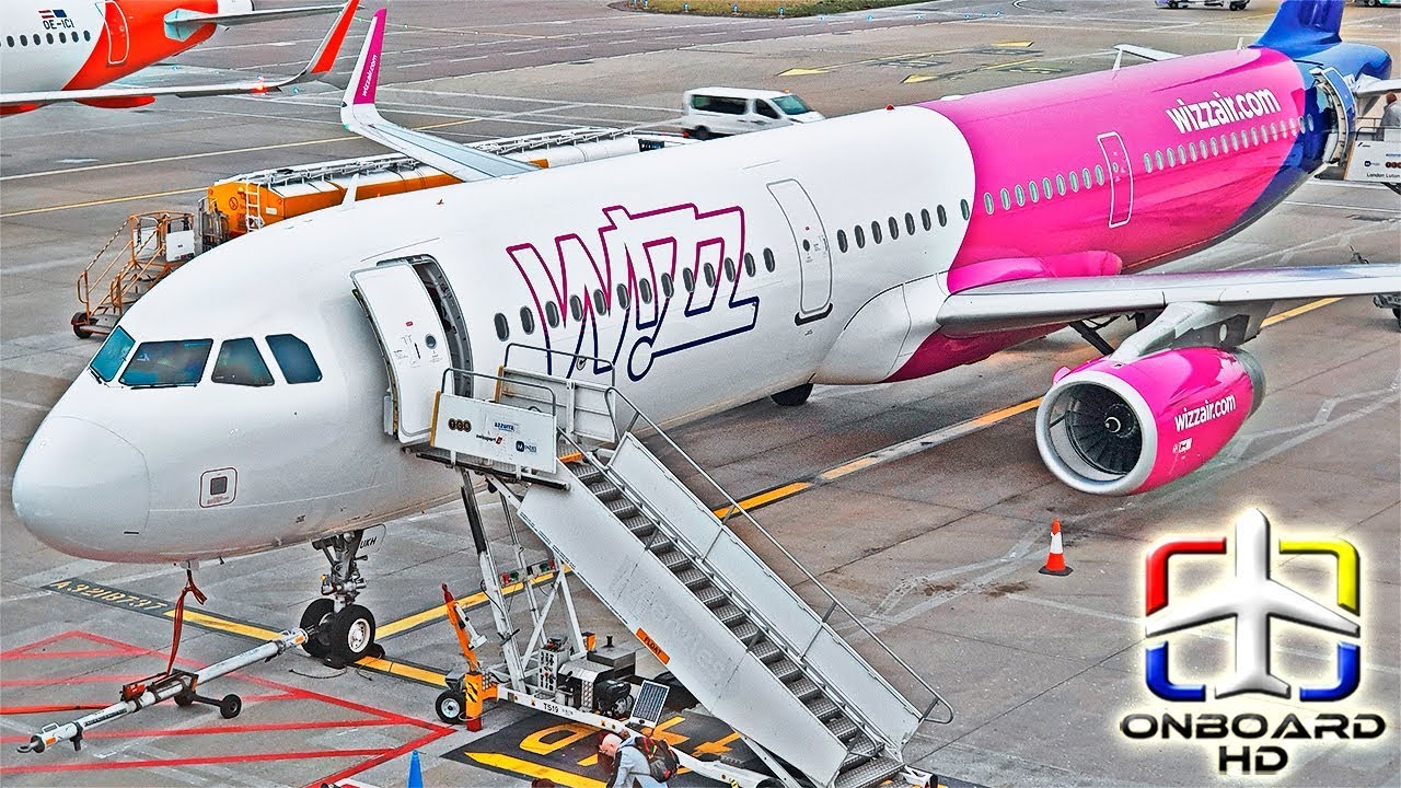 TRIP REPORT | WIZZAIR | A321 Sharklets | RUNNING IN LUTON!! | London - Bratislava
