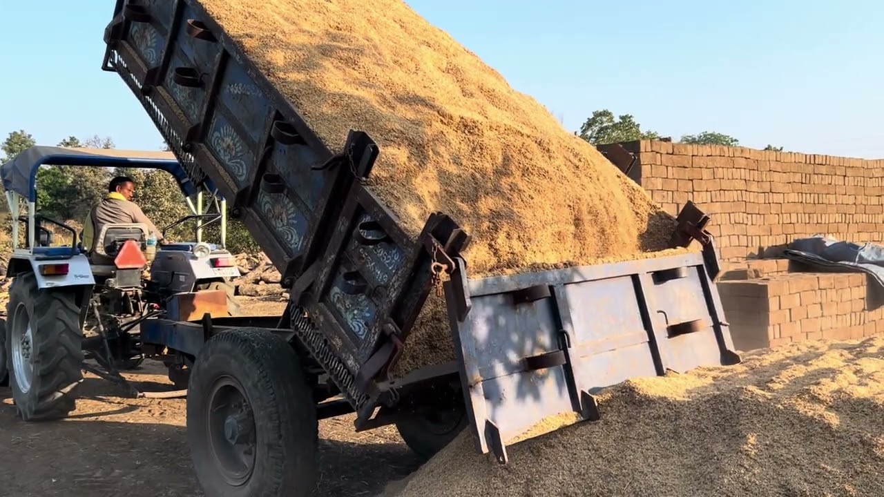 Bricks 🧱 Bhatte Ke Liye 7 Trolley Bhusa Le Aaye 🤣 || Bricks Bhatta || Powertrac Tractor ||
