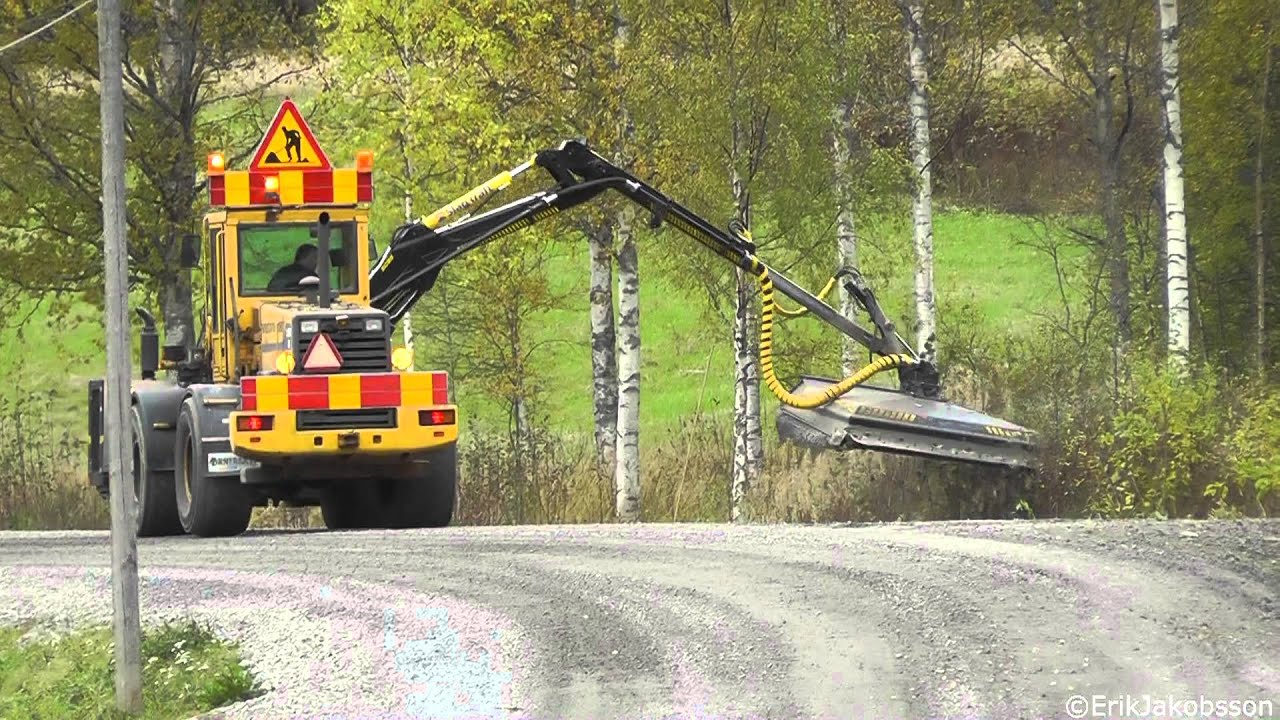 Volvo Bm L90B With A Slagkraft Brush Cutter Unit