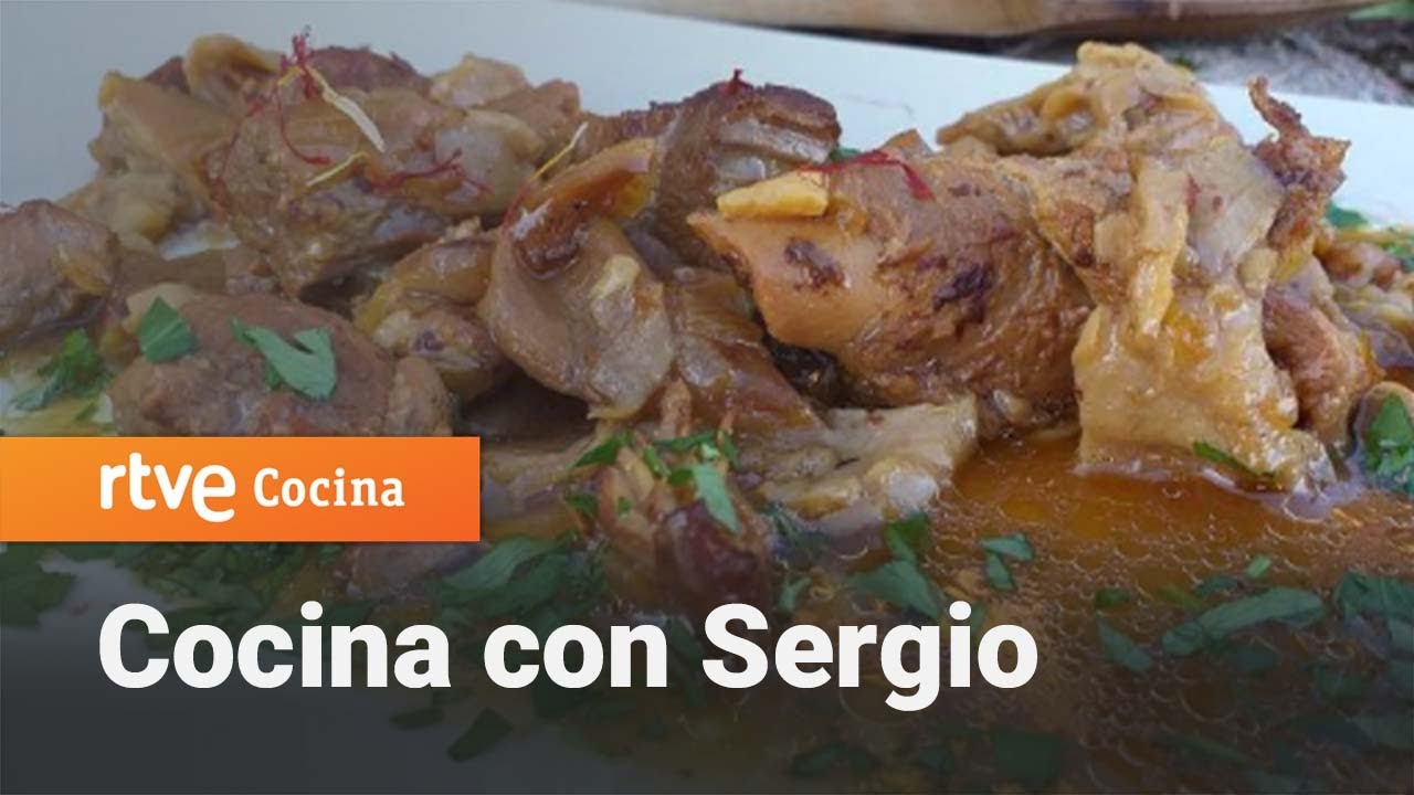 Cocina con Sergio: Caldereta de cabrito con setas y miel | RTVE Cocina