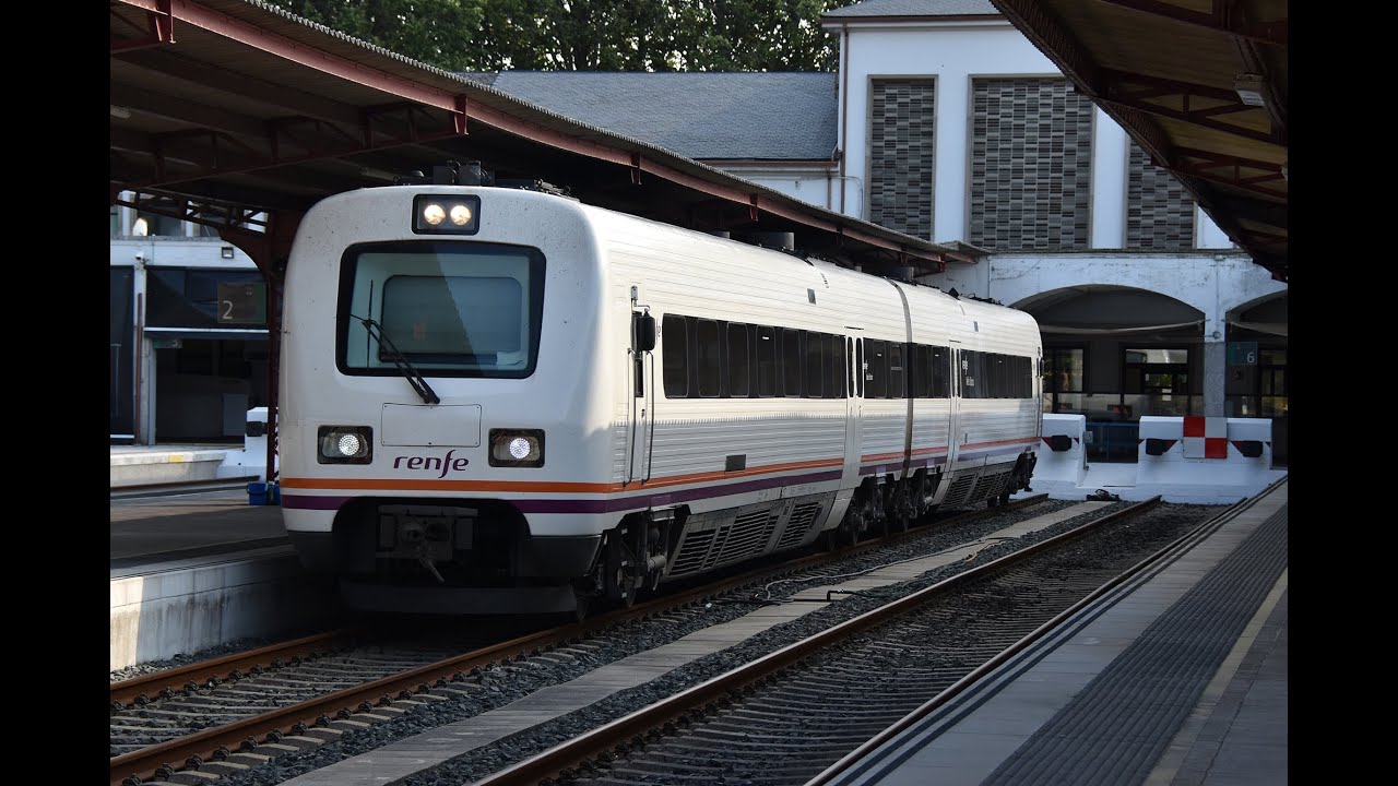 Varios trenes (Alvia 730, TRD, mercancías, Feve) en Betanzos, Ferrol, Pobra do Brollón y Coruña