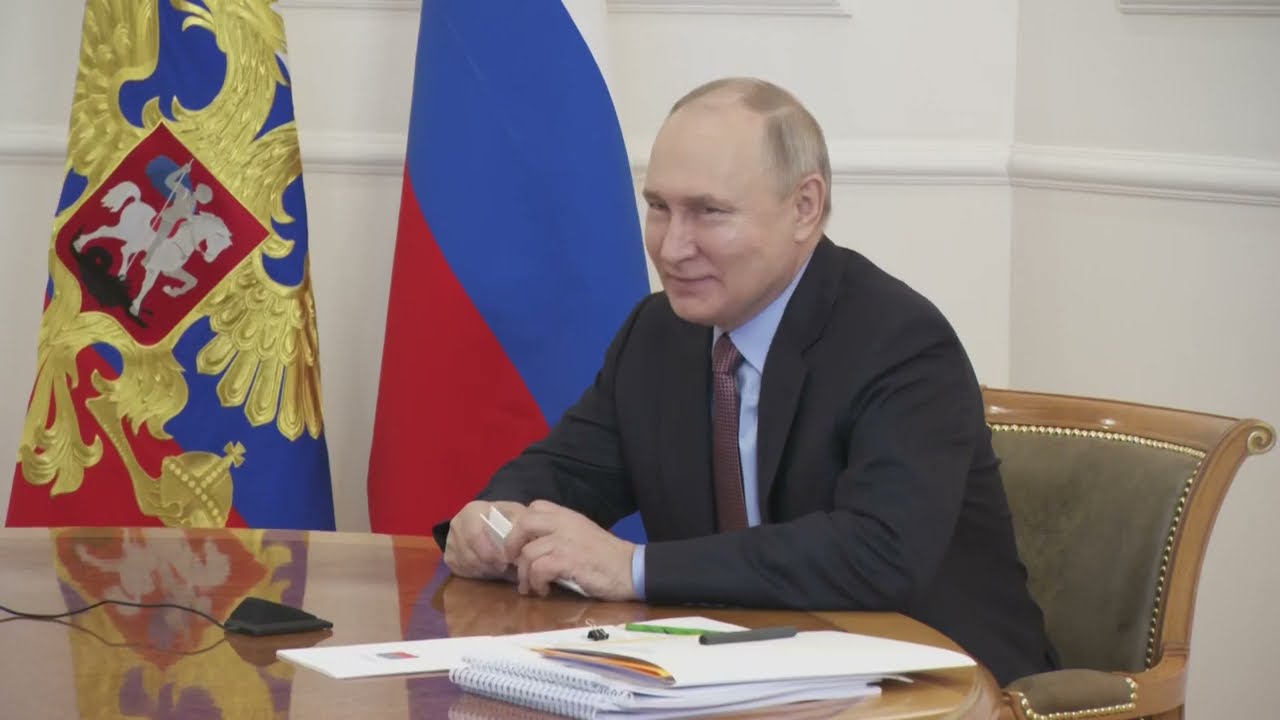 Путин в Казани открыл новые медцентры и дал старт строительству крупного научного центра 