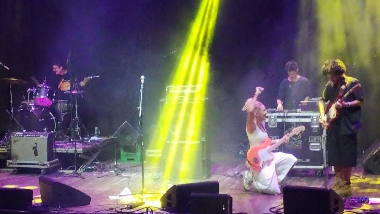 gracinha @ circo voador: inferno astral (encerramento do show)