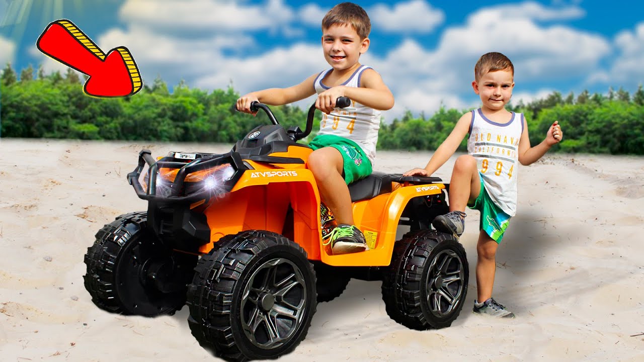 Дети собрали новый квадроцикл Ride on Power Wheels Quad Bike | Toys 2 Boys
