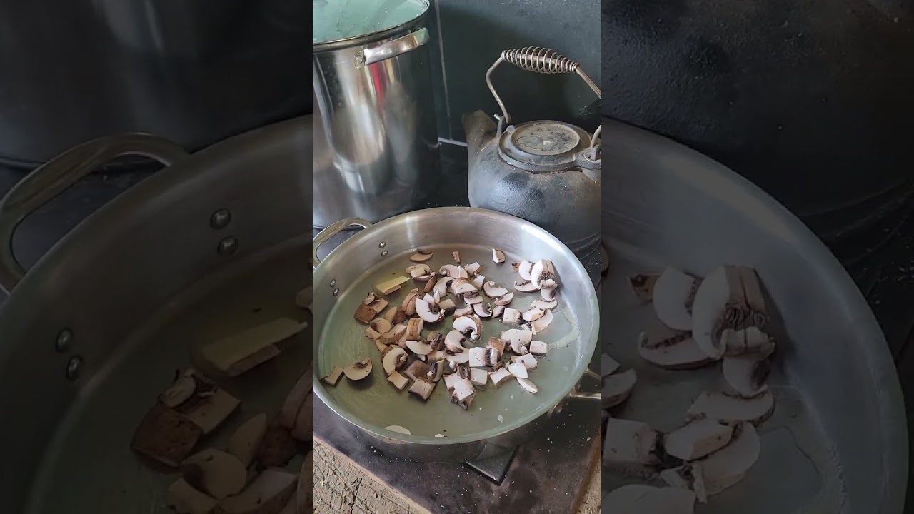 Tiny Wood Big Heat. Testing a 4 burner Rocket Stove with Timothy Kennedy and Uncle Mud