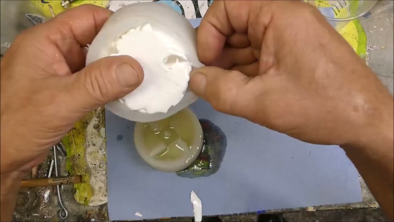 Casting and demolding a resin-cast whirligig propeller hub 8/19/25 #folkart